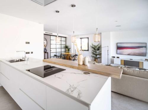 Estepona Apartment | New luxury apartment in family resort w pools wifi