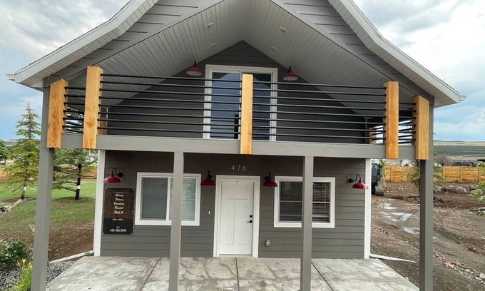 Panguitch Other | New Luxury Barn at Stoney Farms NO CHOREs