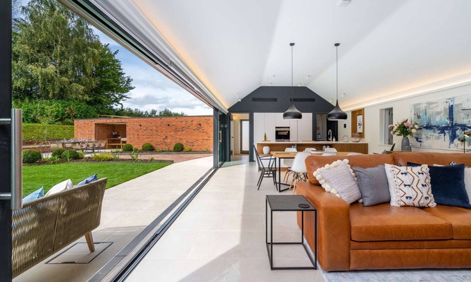 Kelmarsh House | NEW - Luxury Country Living for Family & Friends