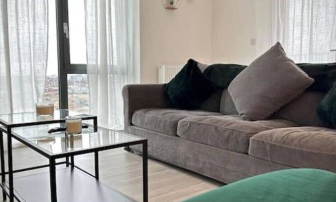 Dagenham Apartment | NEW Modern 2 Bedroom Apartment!