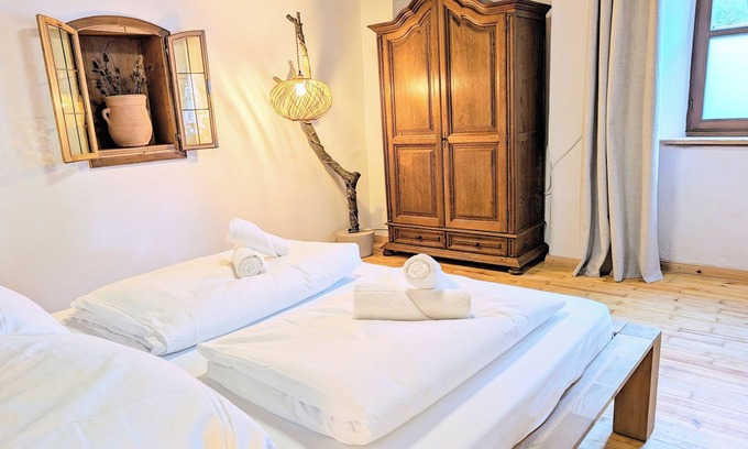 Oberammergau Apartment | New! Modern Bavarian flair with Mountain View in front of famous Pilatushaus!