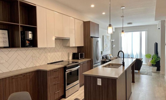 Mill Lake House | ?New Modern Beautiful 2Bedroom Townhome ?