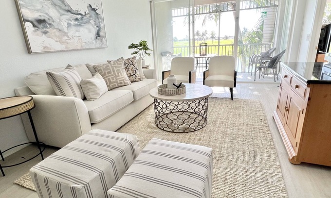 Naples Condo | NEW- OPTIONAL PLAYERS CLUB, Professionally Renovated , 3 Bedroom Golf Condo