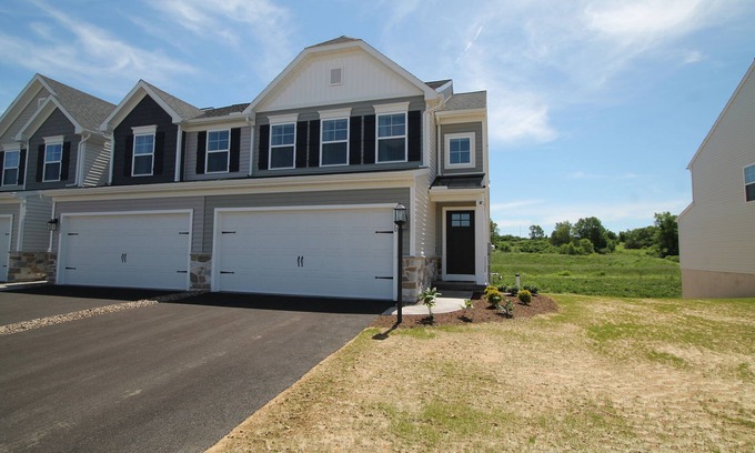 State College House | New Penn State Townhouse: Prime Location Near Stadium, Campus, and Airport!