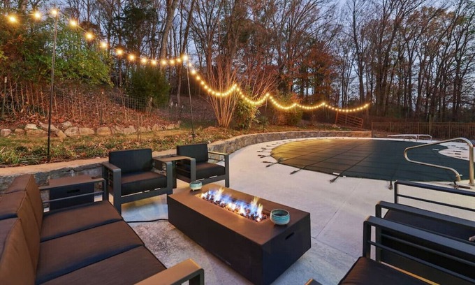 Hendersonville House | New Property Discount! Luxury Retreat with Pool & Games Room, North Nashville