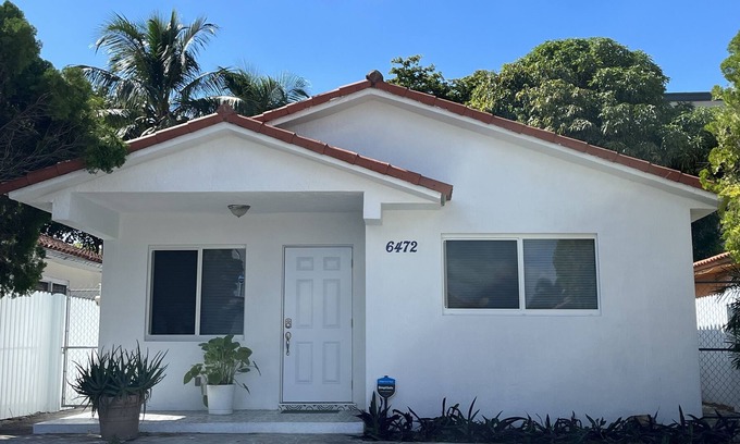 Hialeah House | New remodeled and comfortable house