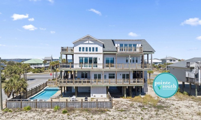 Toilla Segunda House | NEW Rental! Casa De Madera - Private Pool Beach Home - Sleeps 16