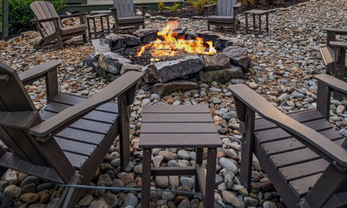 East Ellijay Cabin | $NEW$Riverhouse on the Cartecay*Tubing~RiverFront