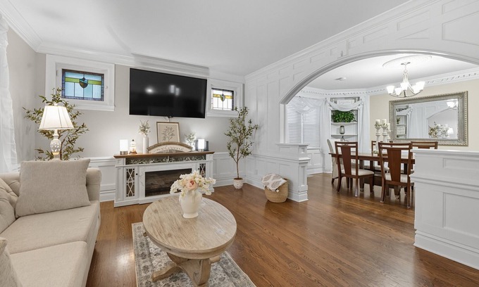 Mehlville House | NEW! St. Louis Retreat with Game Room & Yard