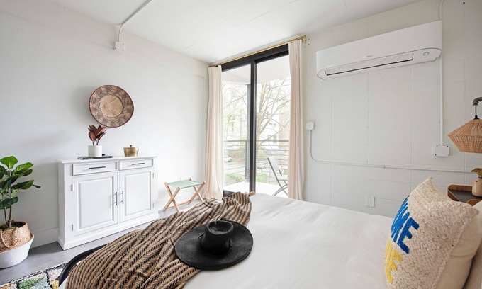 Virginia Highland Apartment | NEW The Audrey ~ Downtown Rooftop Skyline View