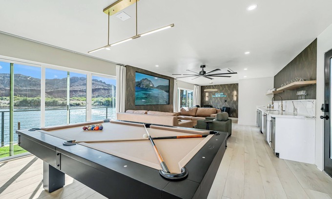 Parker Strip House | New! The VERY BEST vacation rental in Parker!