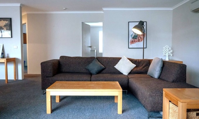 Kingston Apartment | New to VRBO: Contemporary 2BR apartment near Kingston