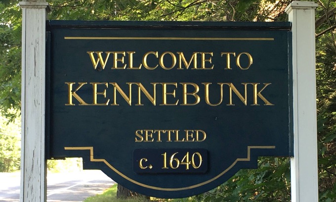 Kennebunk Condo | New to VRBO! Elegant, modern condo in the heart of historic Kennebunk, Maine