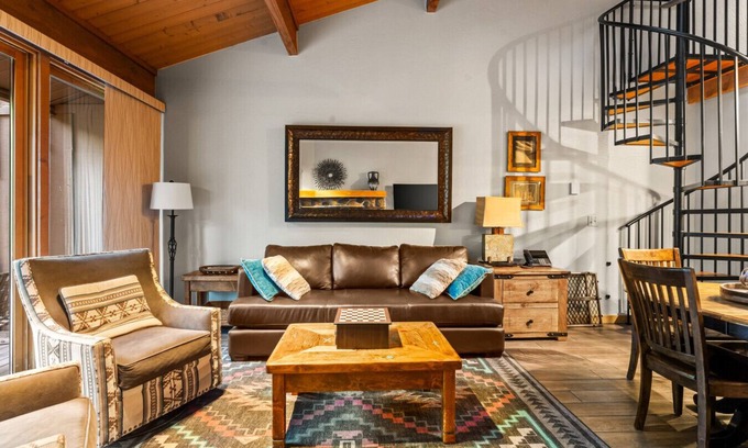 Sedona House | NEW! Tranquil Sedona Creekside Retreat!