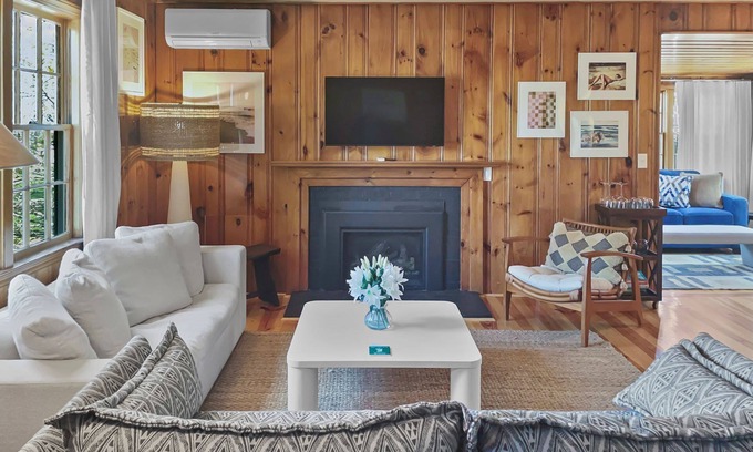 Dennis Port Cottage | New! Two Bedroom, One Bath Near Beach With Sunroom