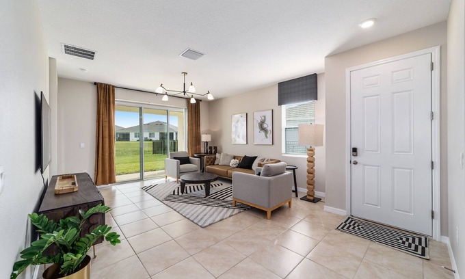 Fellowship Villa | NEW Villa, Ocala Preserve, 6 min to WEC 3 bdrm, 2 bth, gated golf swim fitness