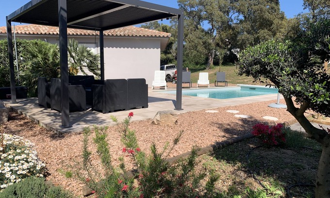 Lecci Villa | New villa with heated pool and garden 10 minutes from St Cyprien beach