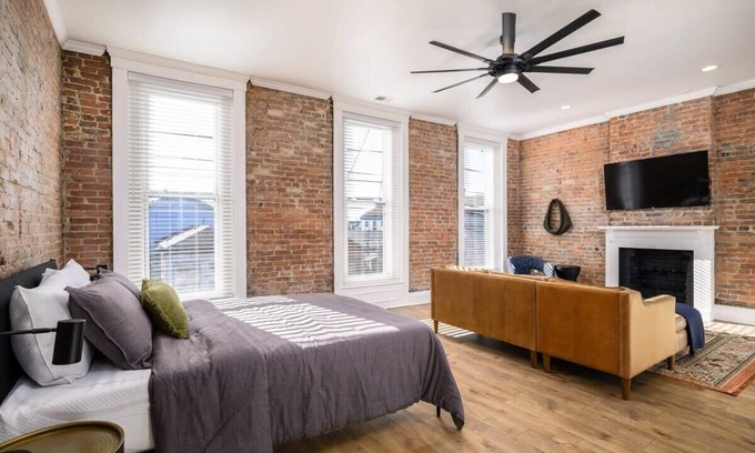 Irish Hill Apartment | New! Walkable, Classic Design - Sleeps 4!