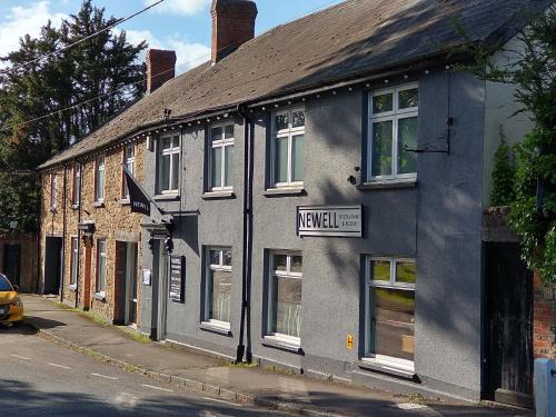 Sherborne Hotel | Newell Bistro and Rooms