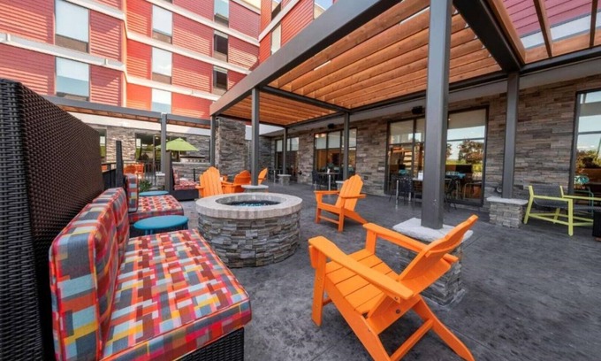 Tanasbourne House | Newest all-suite stay room in Hillsboro !