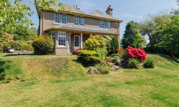 Dalavich House | Newholme House · Newholme House