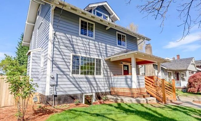 Laurelhurst House | Newly Built 5bed home 5 min from DT Portland in Laurelhurst Neighborhood