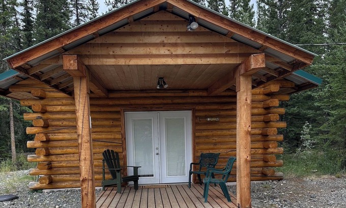 Tok Cabin | Newly listed modern studio Cabin Near Downtown Tok