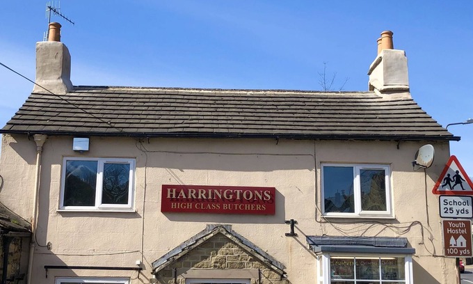 Hathersage Apartment | Newly refurbished, modern apartment in Hathersage, with parking