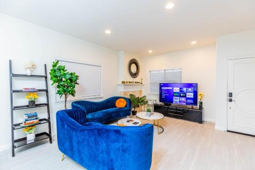 East Pasadena House | Newly Remodeled 5B4B 2 mile from the Rose Parade