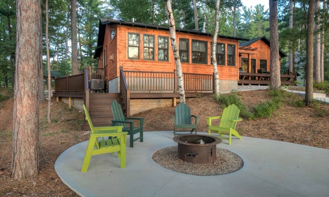 Mayfield House | Newly Remodeled Lakefront Cabin w/Modern Amenities.