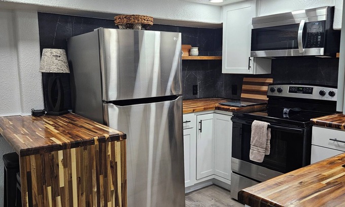 Northeast Neighbors House | Newly renovated 1934 6-bedroom, 3 bath, 2 full kitchen, kitchenette & 2 laundry