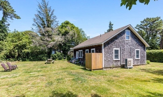 Brewster Cottage | Newly renovated 2 bedroom cottage - walk to beach