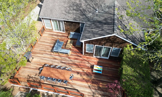 Springs House | Newly Renovated 4 BR Springs Cottage in East Hampton