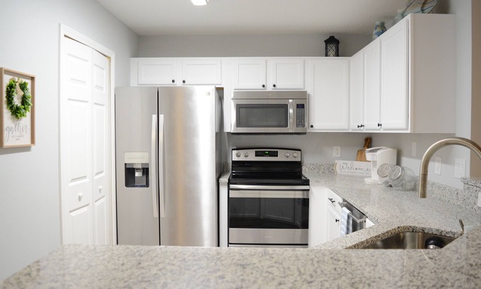 Southside Condo | Newly Renovated Condo