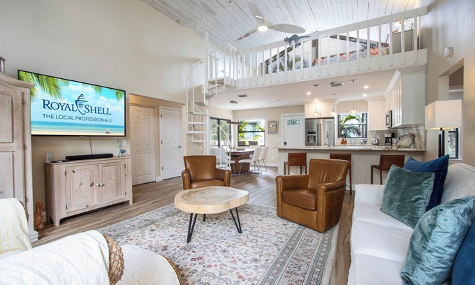 Captiva House | Newly Renovated Home on Captiva With a Perfect Blend of Indoor and Outdoor Living