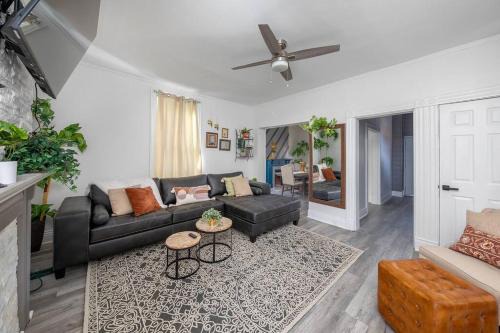 Norwood House | Newly Renovated House-10 Minutes From Downtown