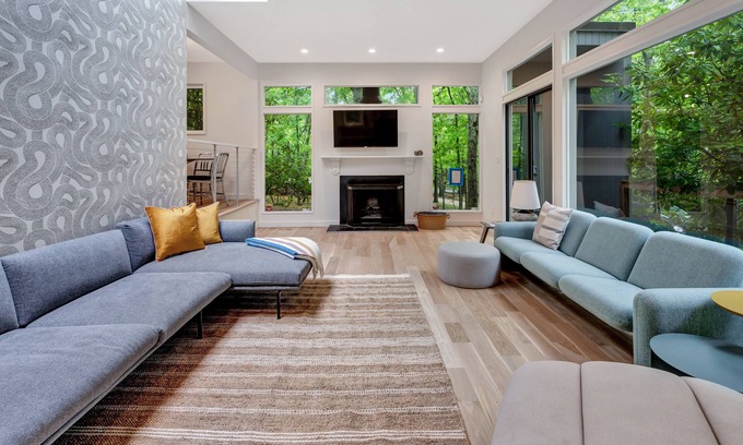 Sag Harbor House | Newly renovated light-filled architect designed modernist home