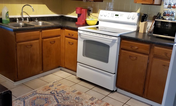 Forty Fort Apartment | Newly renovated, monthly rental, weekly cleaning, Great location