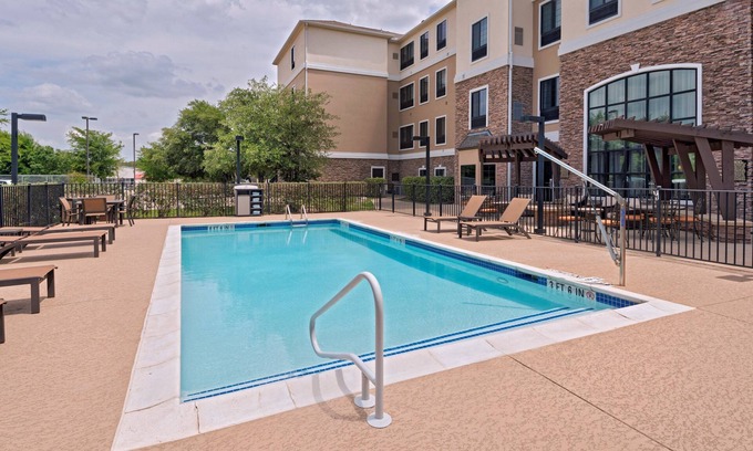 McNeil Condo | Newly Renovated Space with Outdoor Pool Access