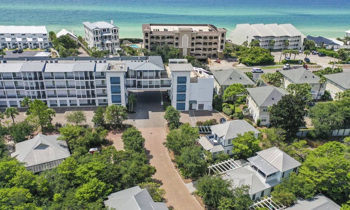 Seacrest House | Newly Renovated! Steps to Public & Private Beaches. Pool. Bikes. Beach Gear!