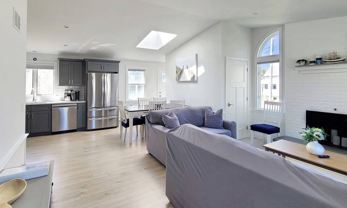 Silver Beach House | Newly Renovated 3BD-Central A/C, Enclosed Outdoor Shower, Bike or Walk to New Silver Beach, Only 0.5 Mi