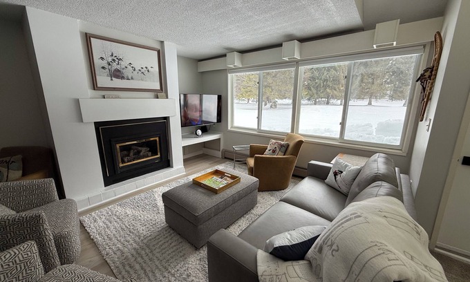Stowe Area Condo | Newly Updated Condo At The Village Green Townhouse Condominium Resort