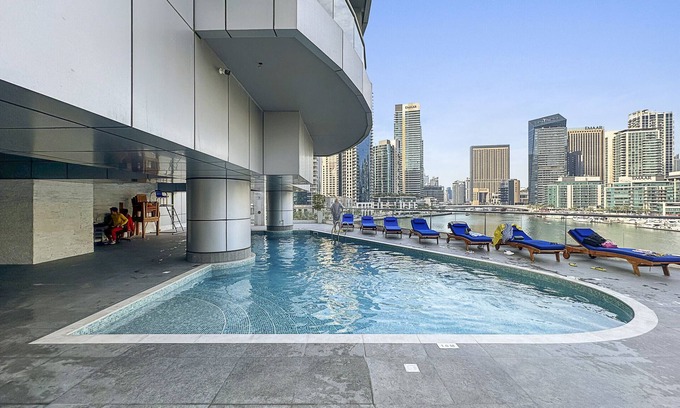 Dubai Marina Apartment | Newly Upgraded Elegant 1 BD Apartment
