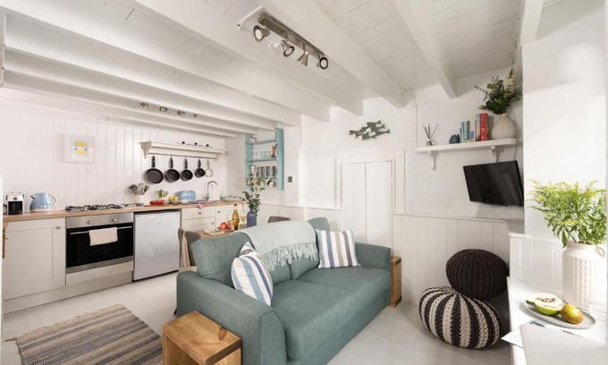Newlyn House | Newlyn Nookery