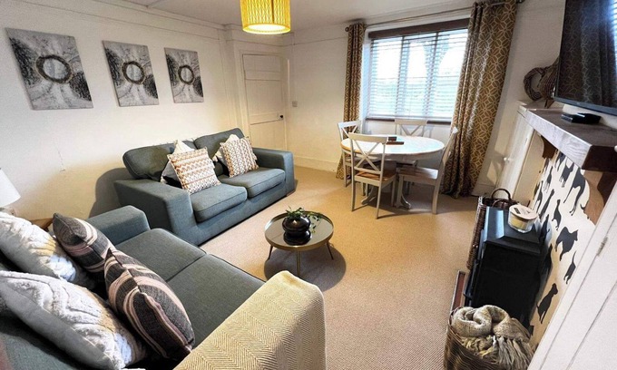 Sleaford Cottage | Newton Cottage Retreat in Lincolnshire