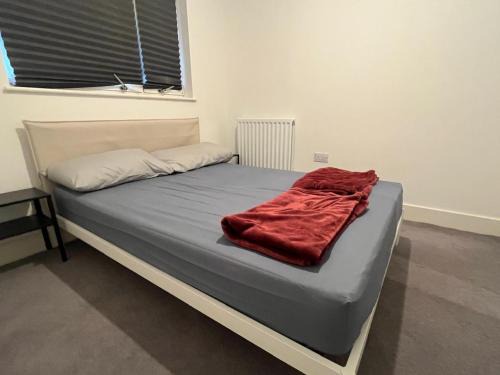 Norwood Green House | Next to Southall Station - Brand new Apartment Room