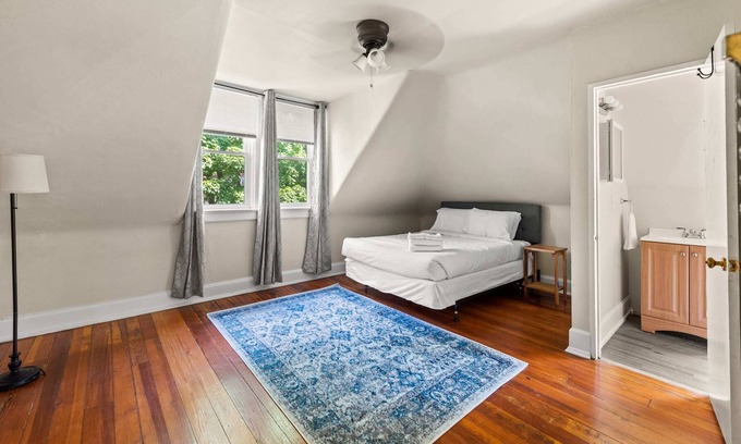 Corryville House | Next to U of Cinn. & Downtown! Queen City Quarters