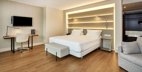 Les Corts Hotel | NH Sants Barcelona