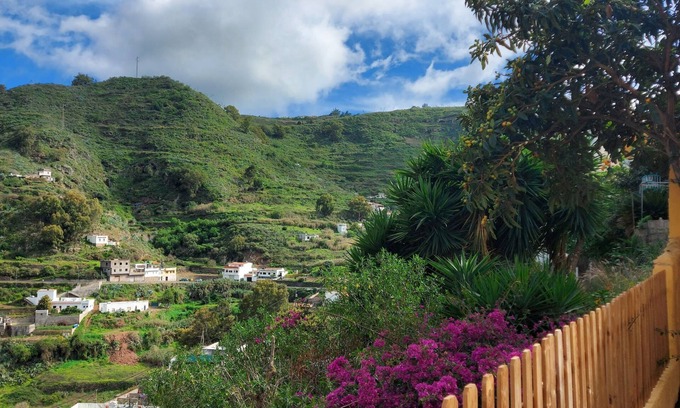 Teror Apartment | Nice accommodation with garden and fantastic views