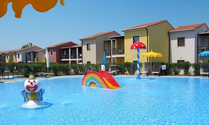 Cavalcaselle Apartment | Nice apartment for 6 guests with WIFI, pool, A/C, TV, balcony and parking